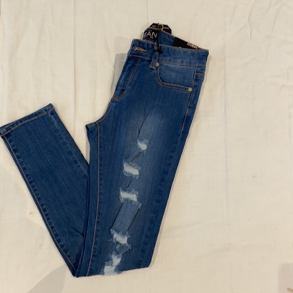 Jeans - Picture 2 of 4